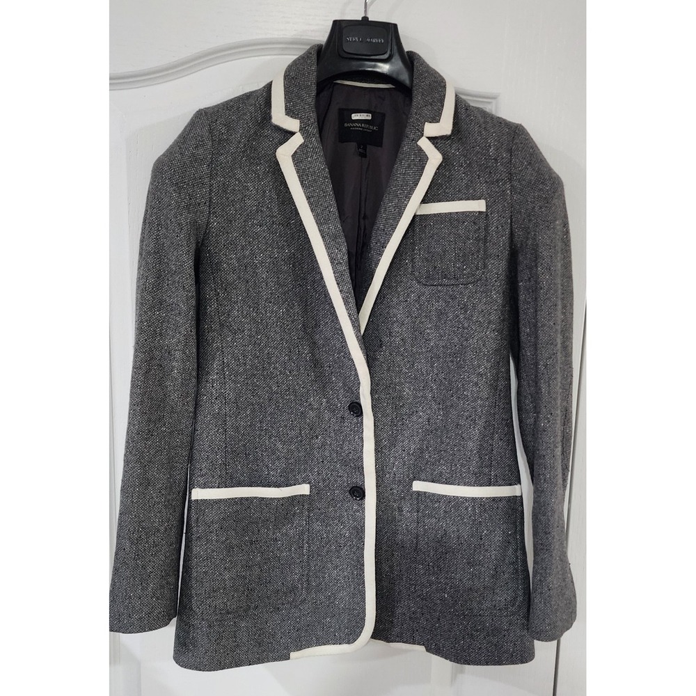 Banana Republic Woman's Gray & White 2 Button Wool Stretch Jacket 2 - Picture 1 of 5